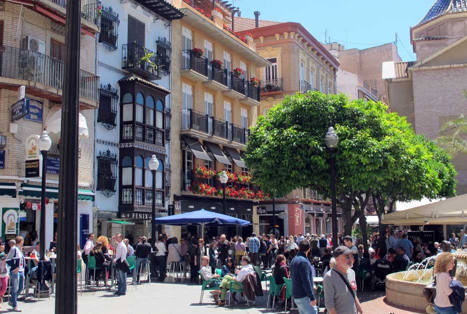 plaza de las flores en Murcia Camper